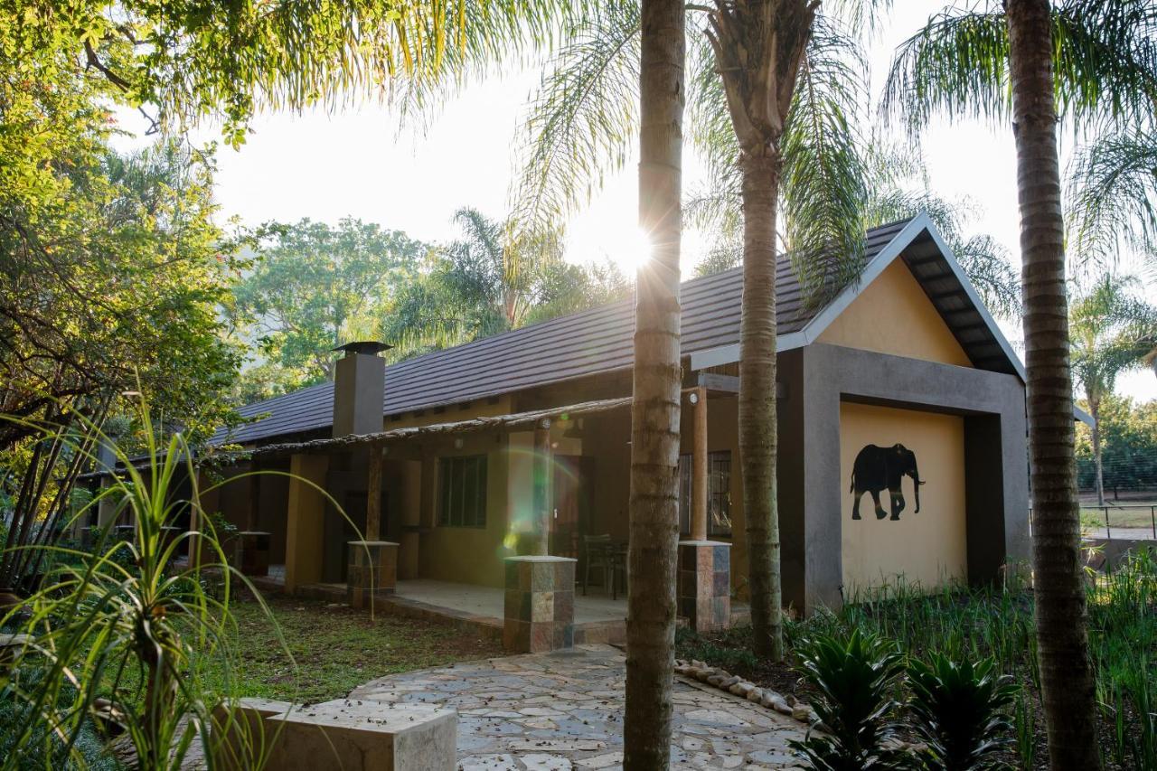 Aan De Vliet Holiday Resort Hazyview Ngoại thất bức ảnh